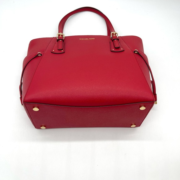 Michael Kors Voyager East Wast Tote Bag - Picture 5 of 14